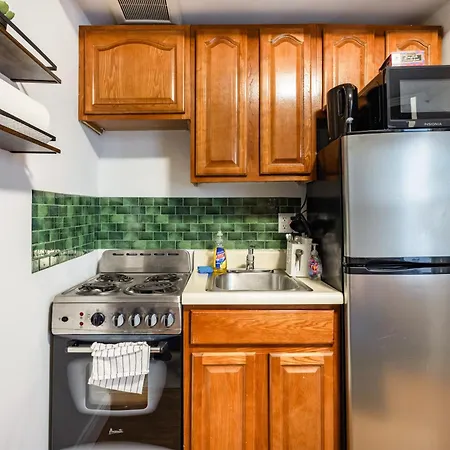 2 Bedroom Home Unit In Lower Manhattan-3